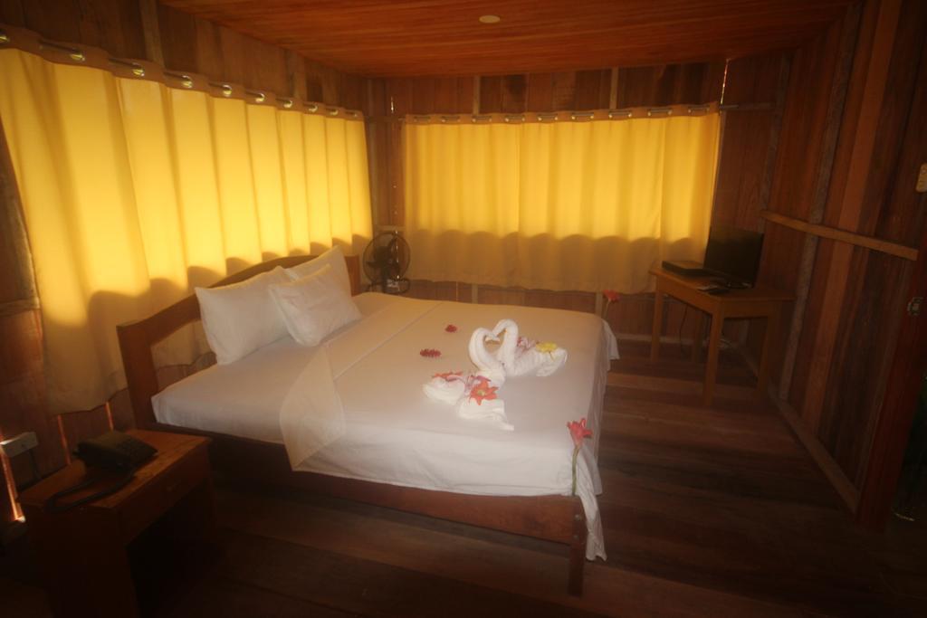 Amazon Rainforest Lodge Падре-Коча Экстерьер фото